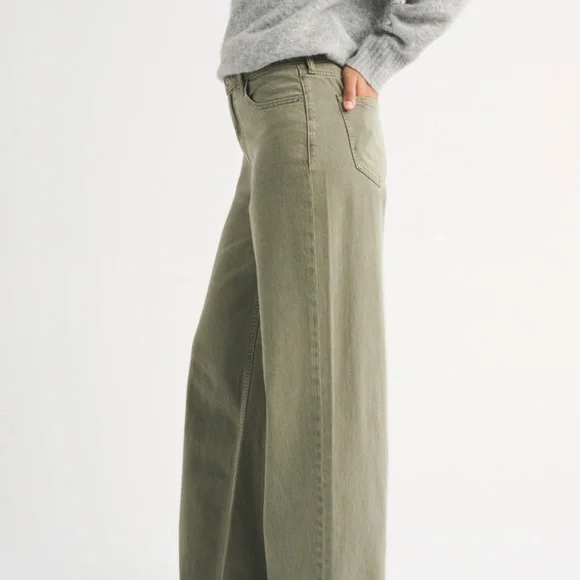 Abercrombie curve love high rise wide leg olive jeans - Picture 2 of 2